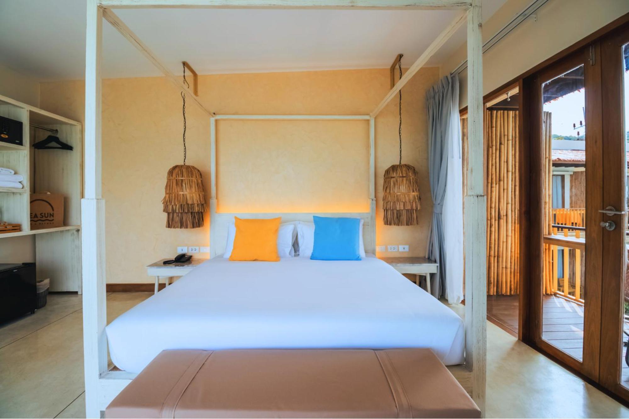 Hotel Sea Sun Bed & Beyond Bang Rak Beach  Exterior foto